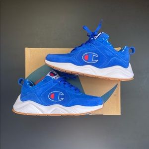 Champion 93Eighteen ‘Blue Suede’ 💙 (BG)